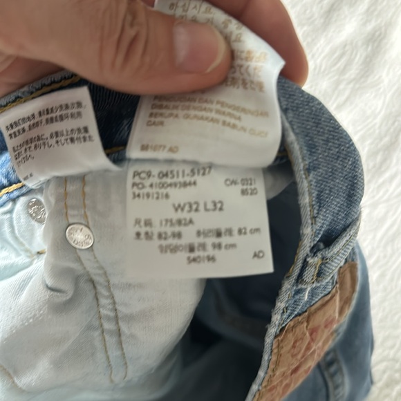 Perfect conditions 511 32/32 - Picture 3 of 4